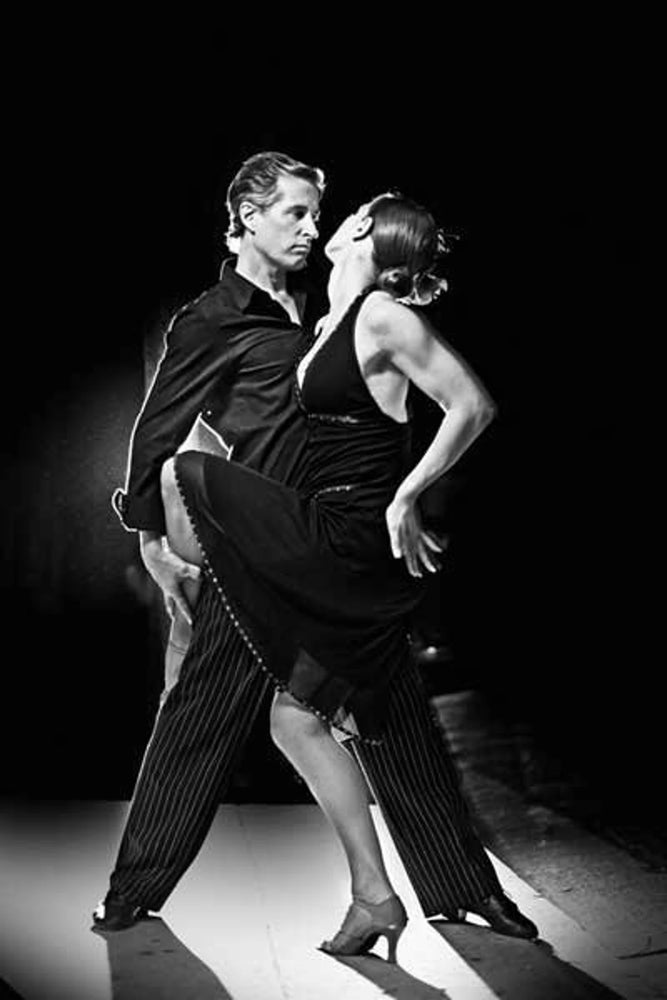 Couple Dancing Romantic Tango Canvas Print, Canvas Wall Art Poster Sticker